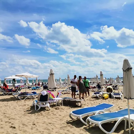 Pool Amadeus Lux Słoneczny Brzeg