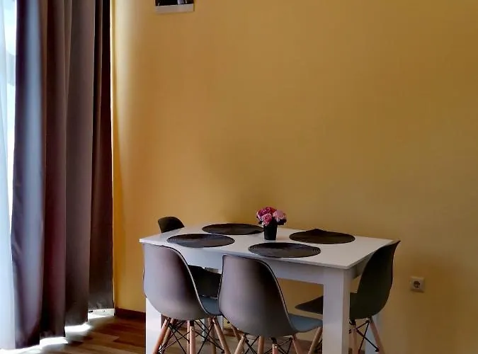 Διαμέρισμα Pool Amadeus Lux Σάνι Μπιτς